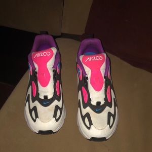 Nike AirMax 200(no laces) size 6y
